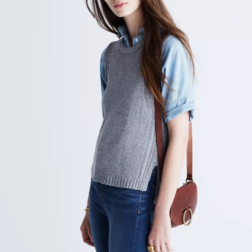 Madewell Edgestitch Sweater Vest in Olive